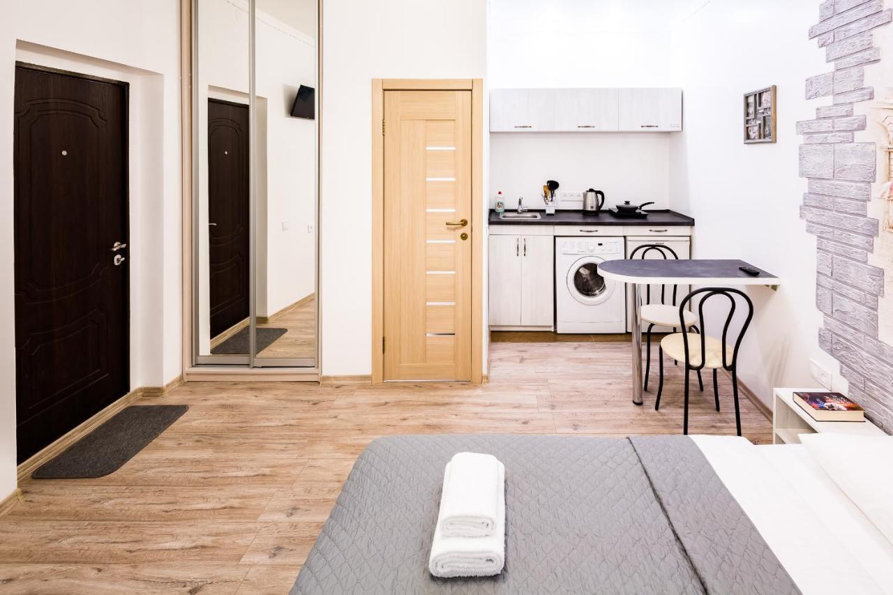 Beautiful Apartments In The Center Lviv Exterior foto